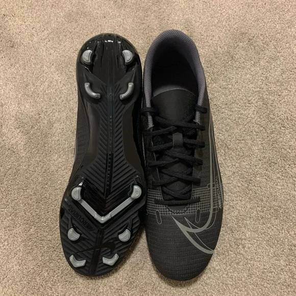 Nike Mercurial Cleats - Picture 3 of 4